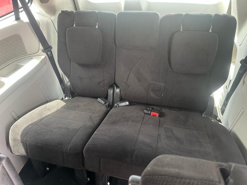 Dodge Grand Caravan SXT 2012