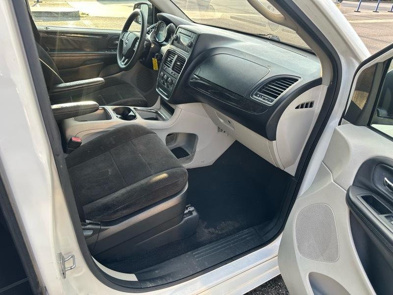 Dodge Grand Caravan SXT 2012