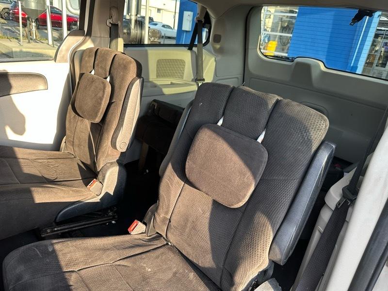 Dodge Grand Caravan SXT 2012