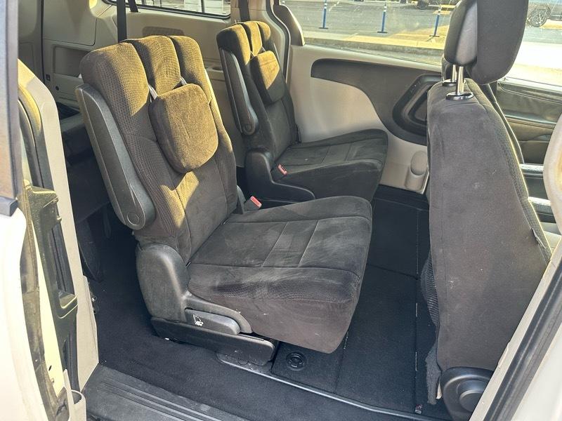 Dodge Grand Caravan SXT 2012