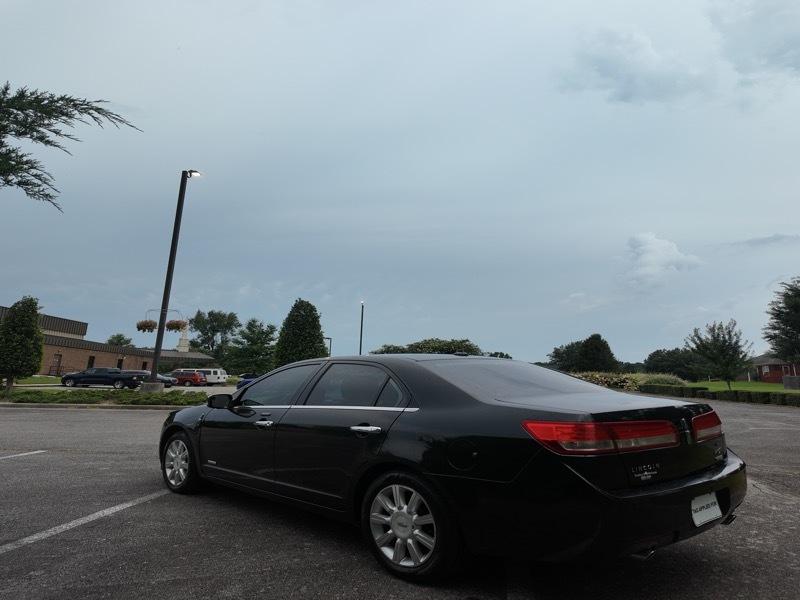 Lincoln MKZ Hybrid Sedan 2012