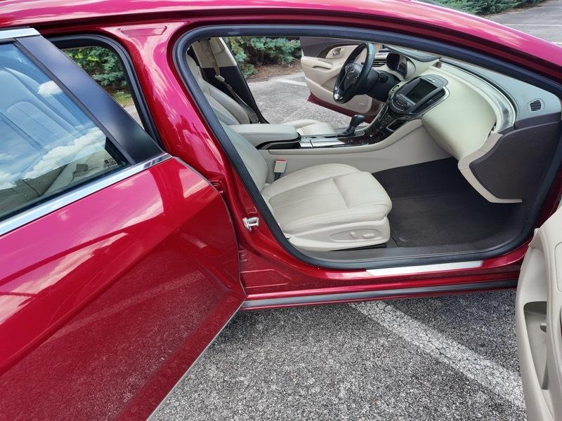 Buick LaCrosse Premium Package 1, w/Leather 2014