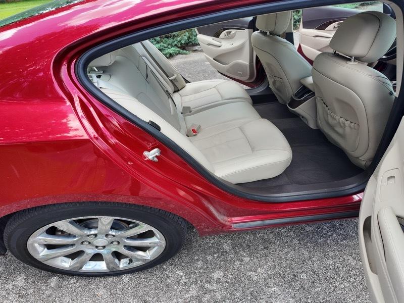 Buick LaCrosse Premium Package 1, w/Leather 2014