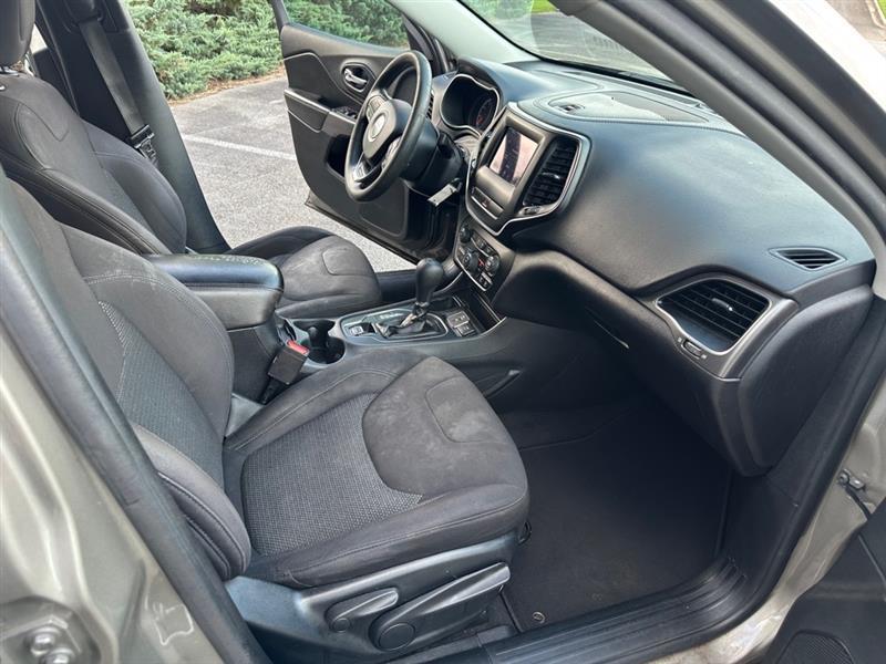 Jeep Cherokee  2020