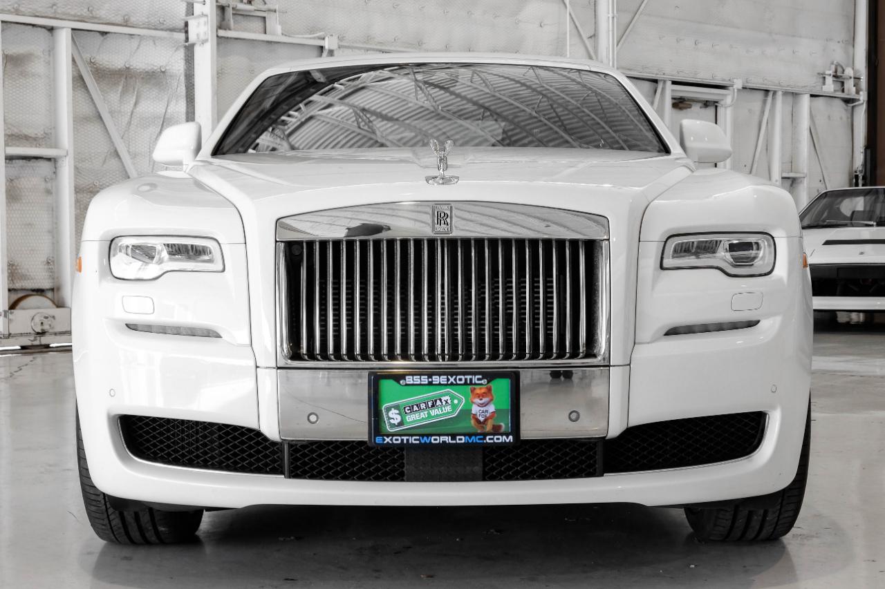 Rolls-Royce Ghost photo 2