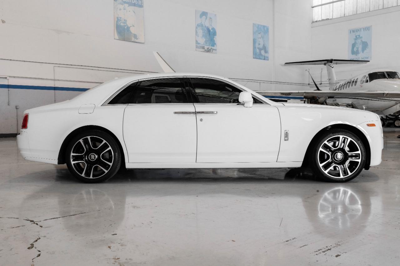 Rolls-Royce Ghost photo 4