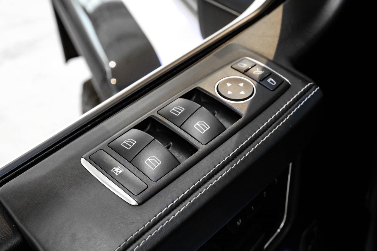 Mercedes-Benz G-Class photo 40