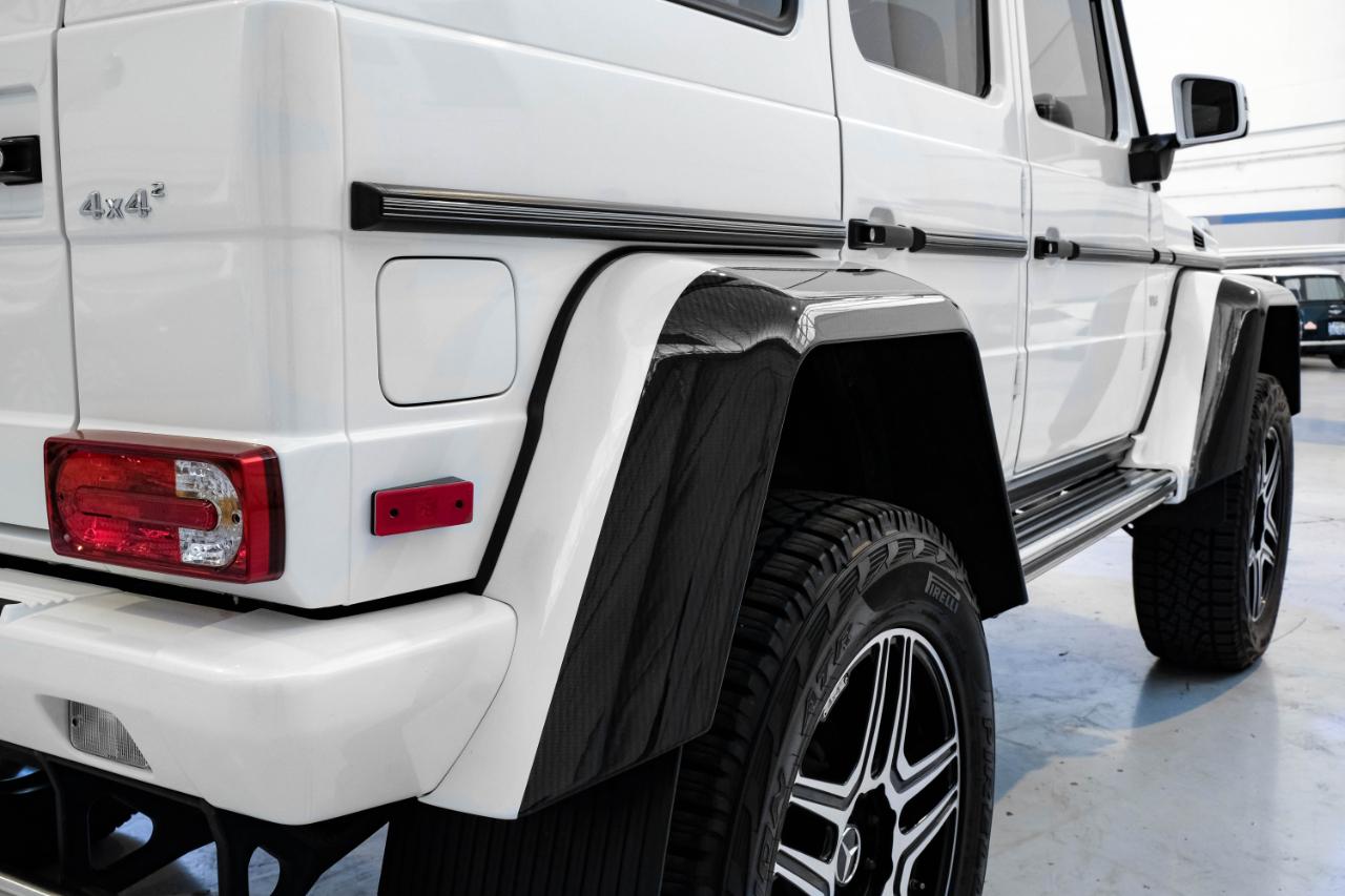 Mercedes-Benz G-Class photo 52