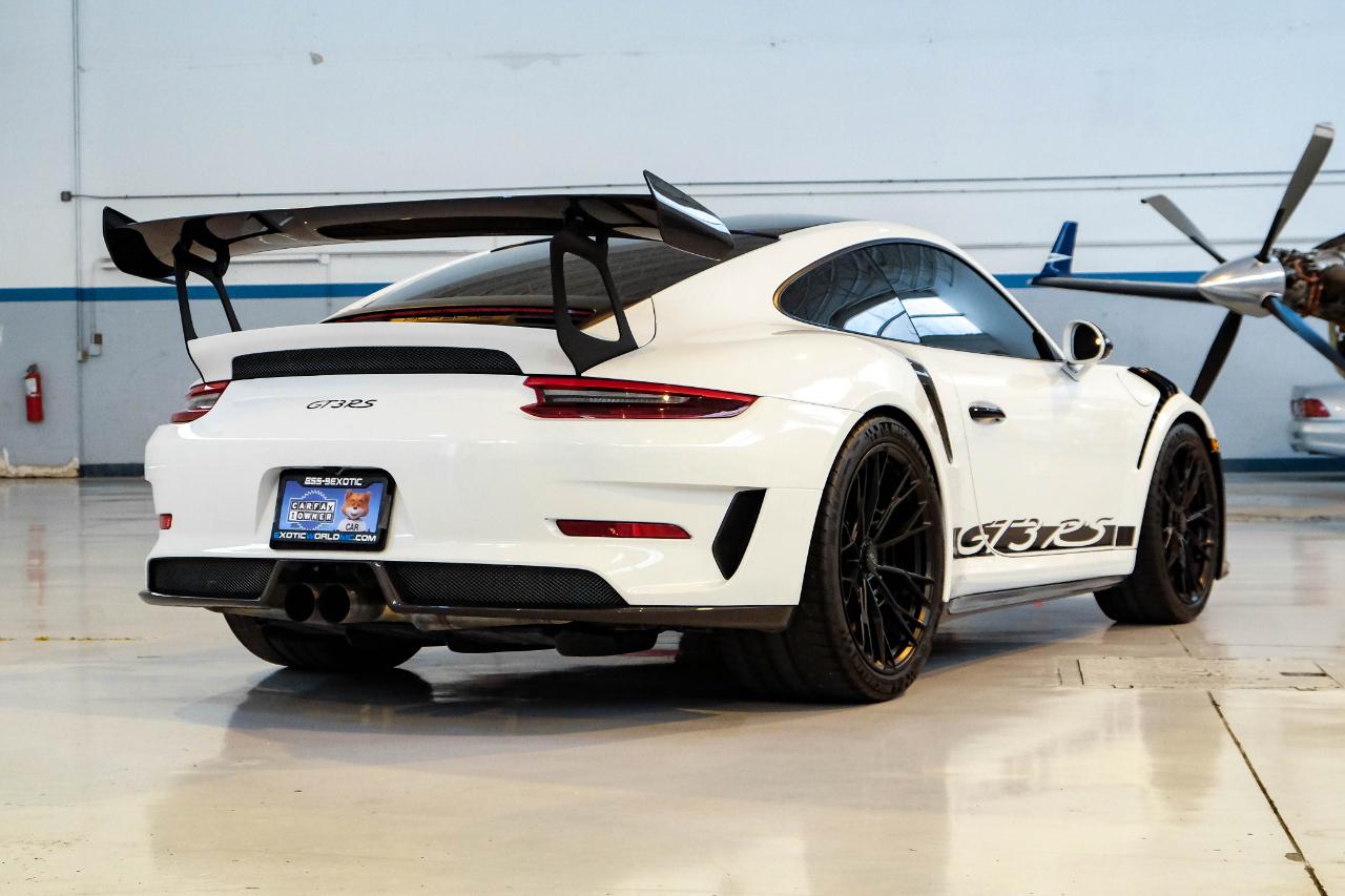 Porsche 911 photo 5