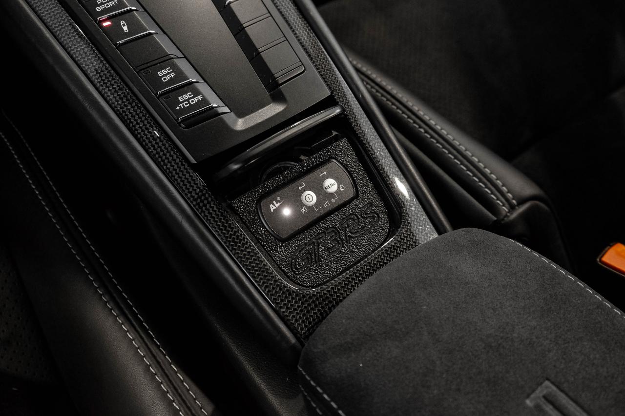 Porsche 911 photo 23