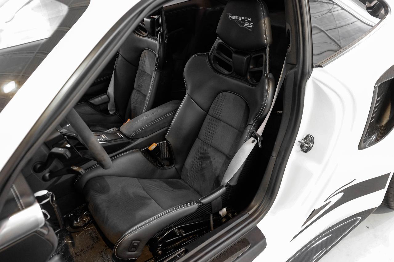 Porsche 911 photo 31