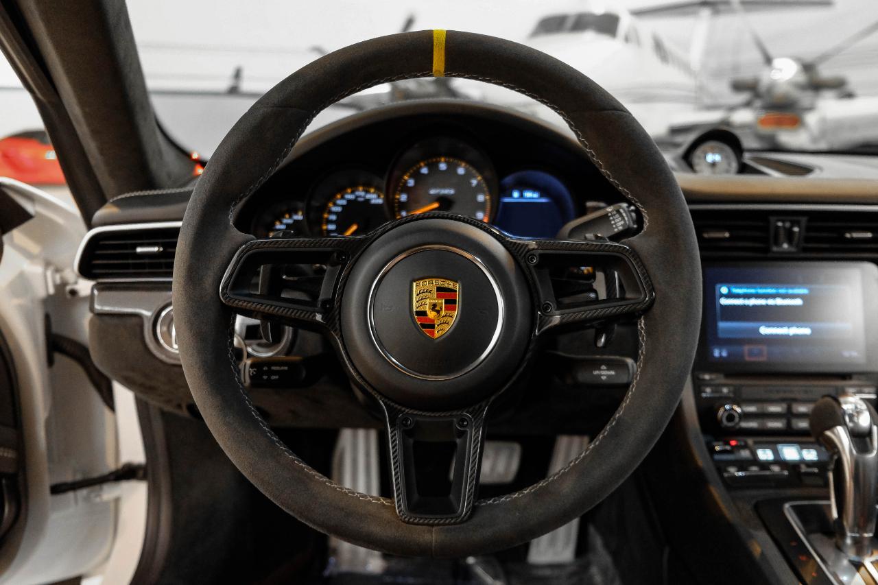 Porsche 911 photo 13