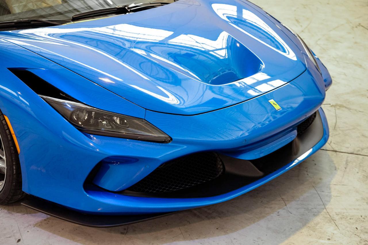 Ferrari F8 photo 45