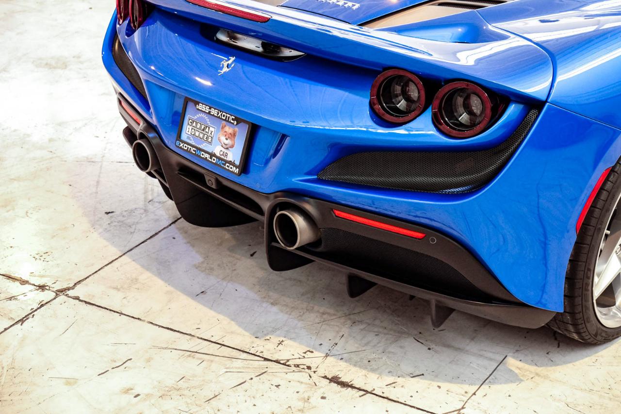 Ferrari F8 photo 48