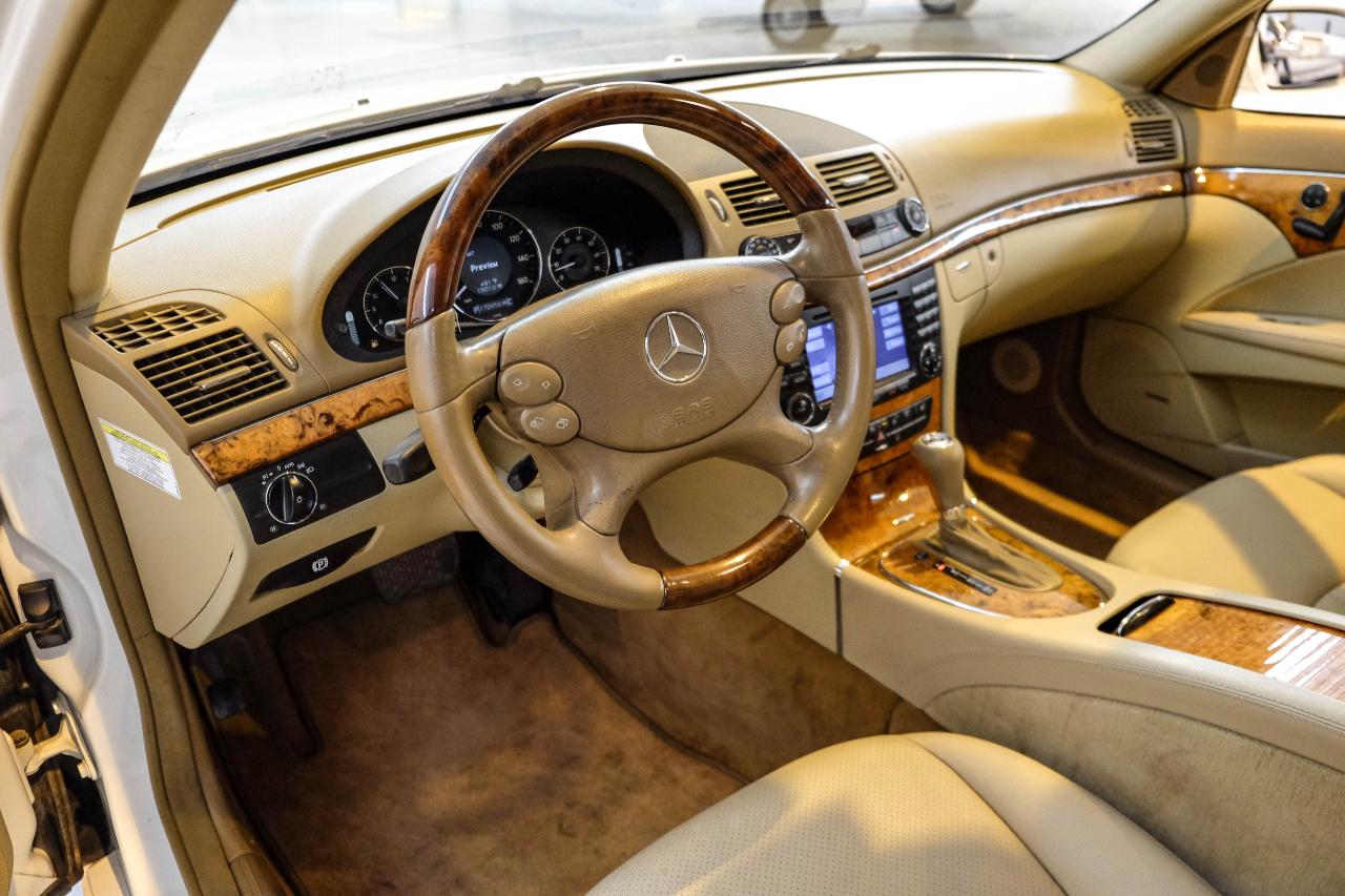 Mercedes-Benz E-Class photo 13