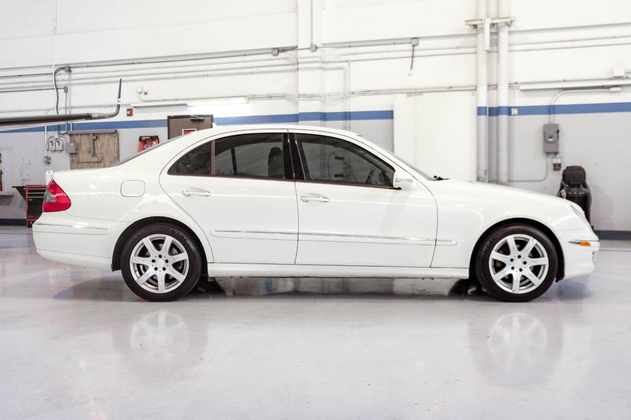 Mercedes-Benz E-Class photo 4
