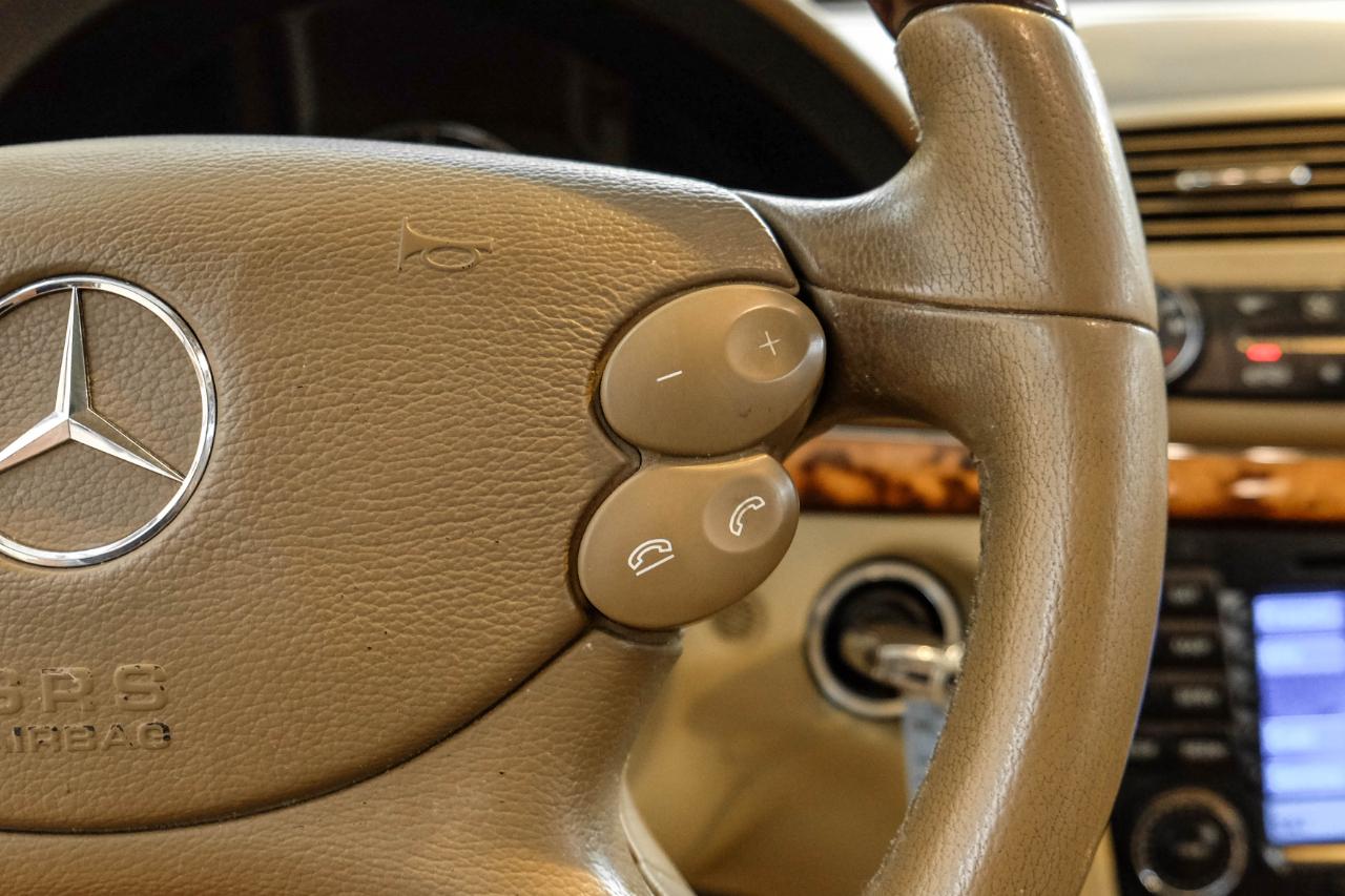 Mercedes-Benz E-Class photo 26