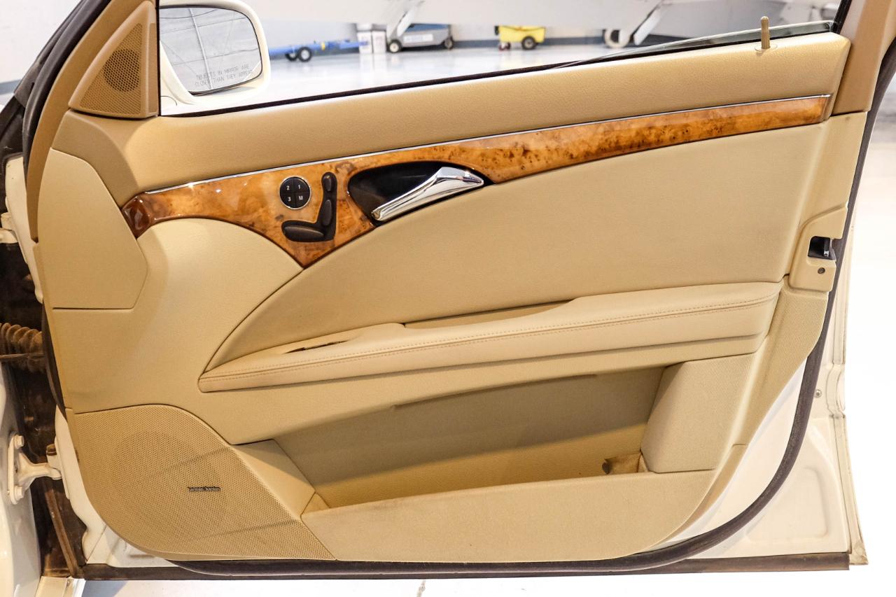 Mercedes-Benz E-Class photo 40