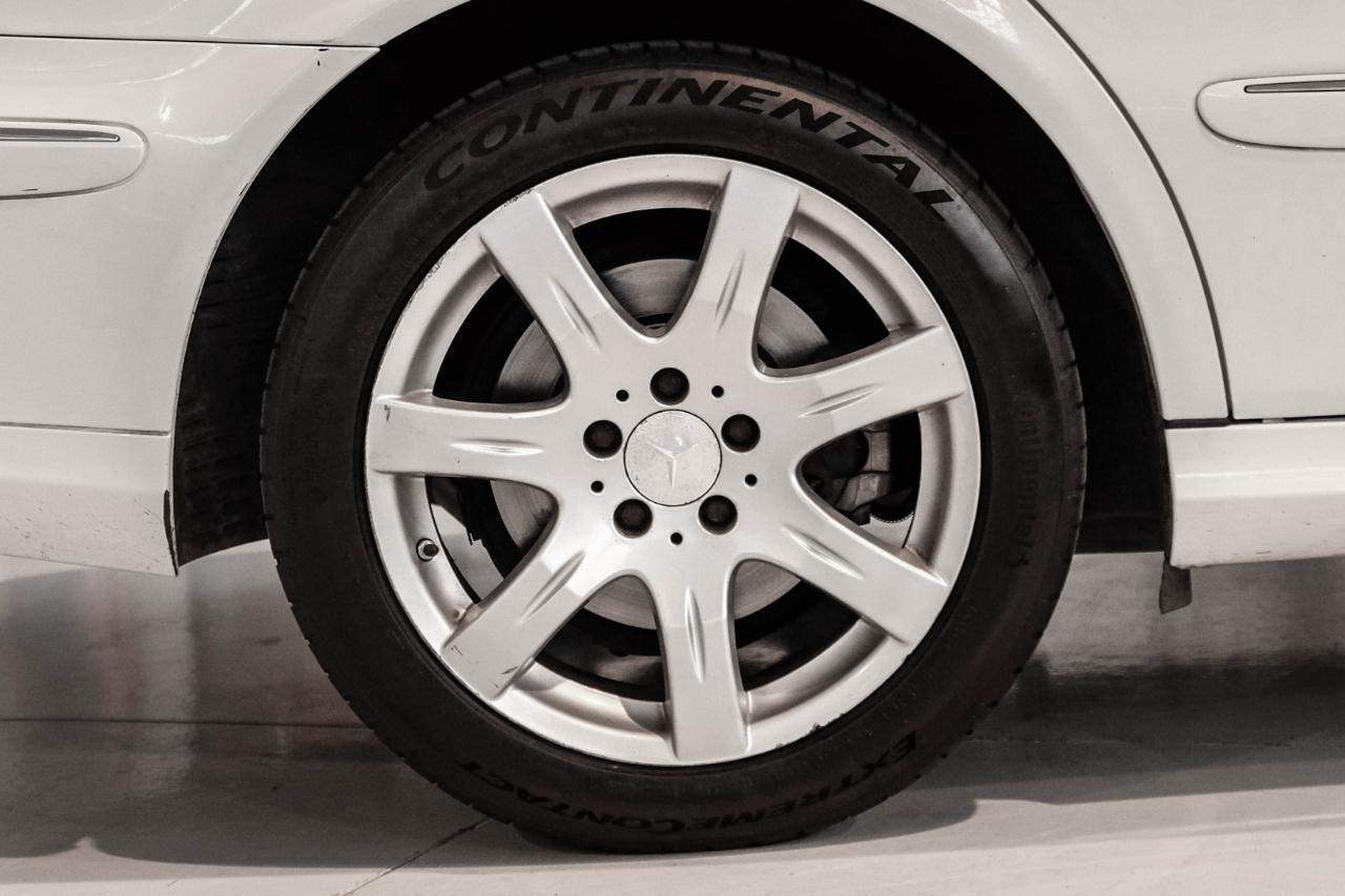 Mercedes-Benz E-Class photo 49