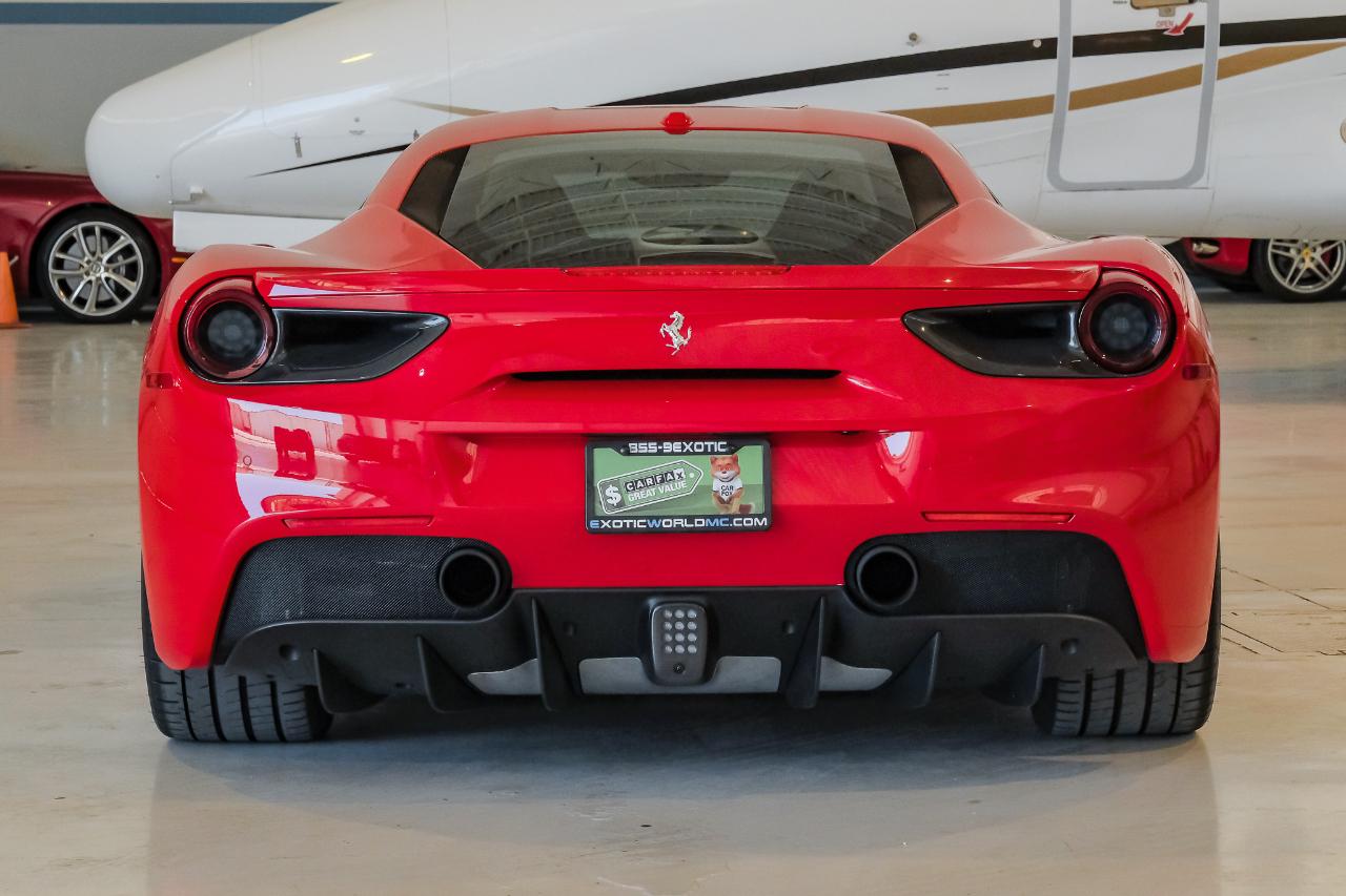 Ferrari 488 photo 12