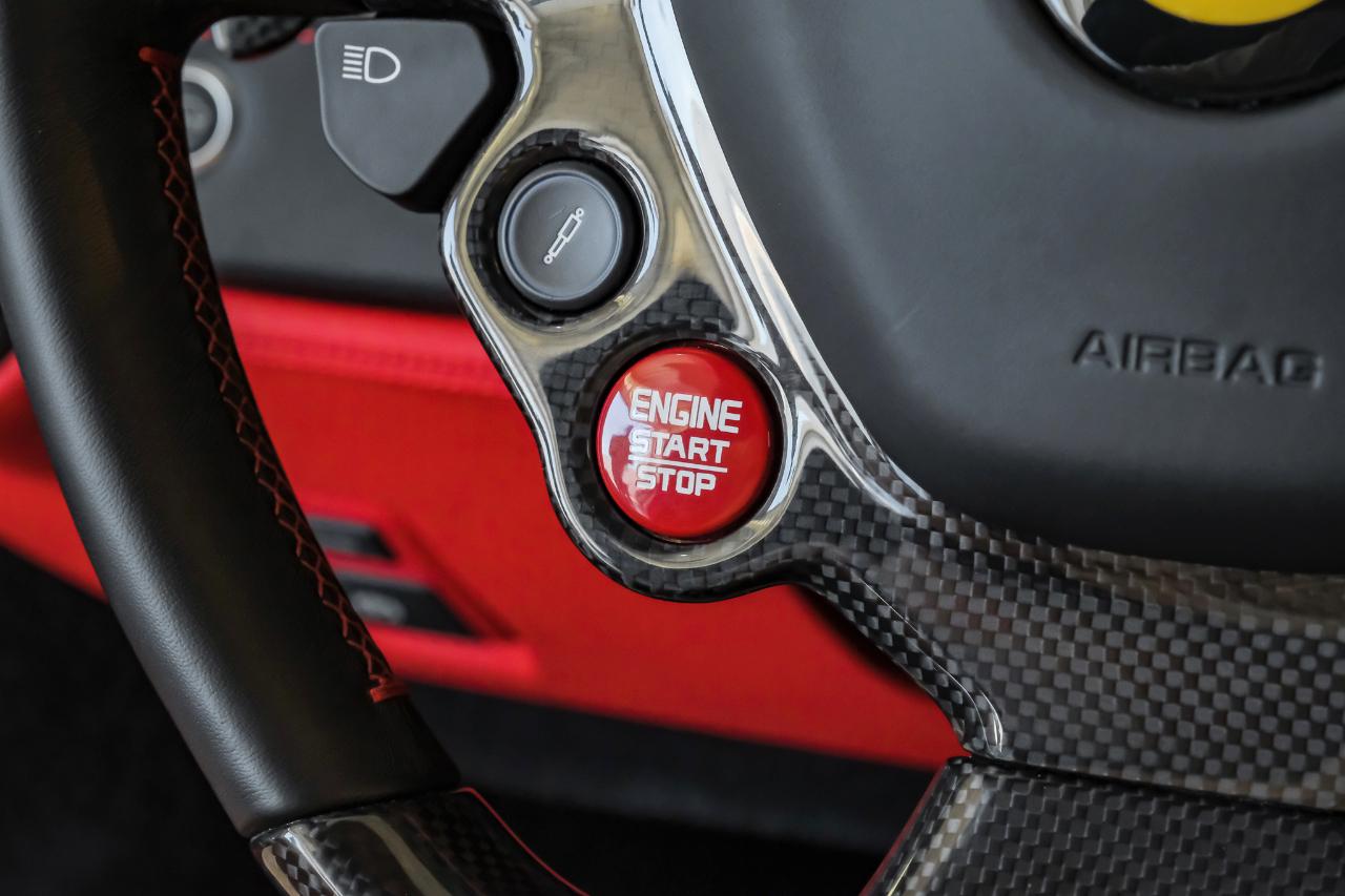 Ferrari 488 photo 25