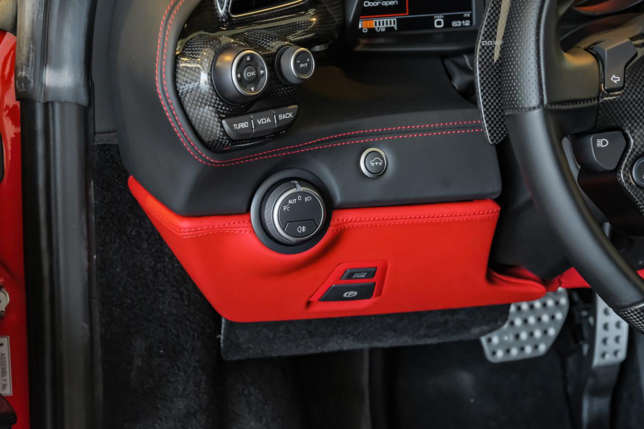 Ferrari 488 photo 29