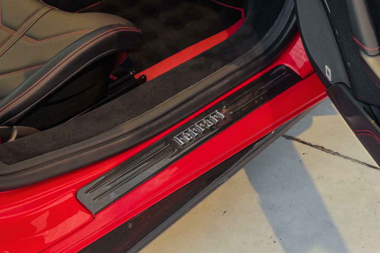 Ferrari 488 photo 41
