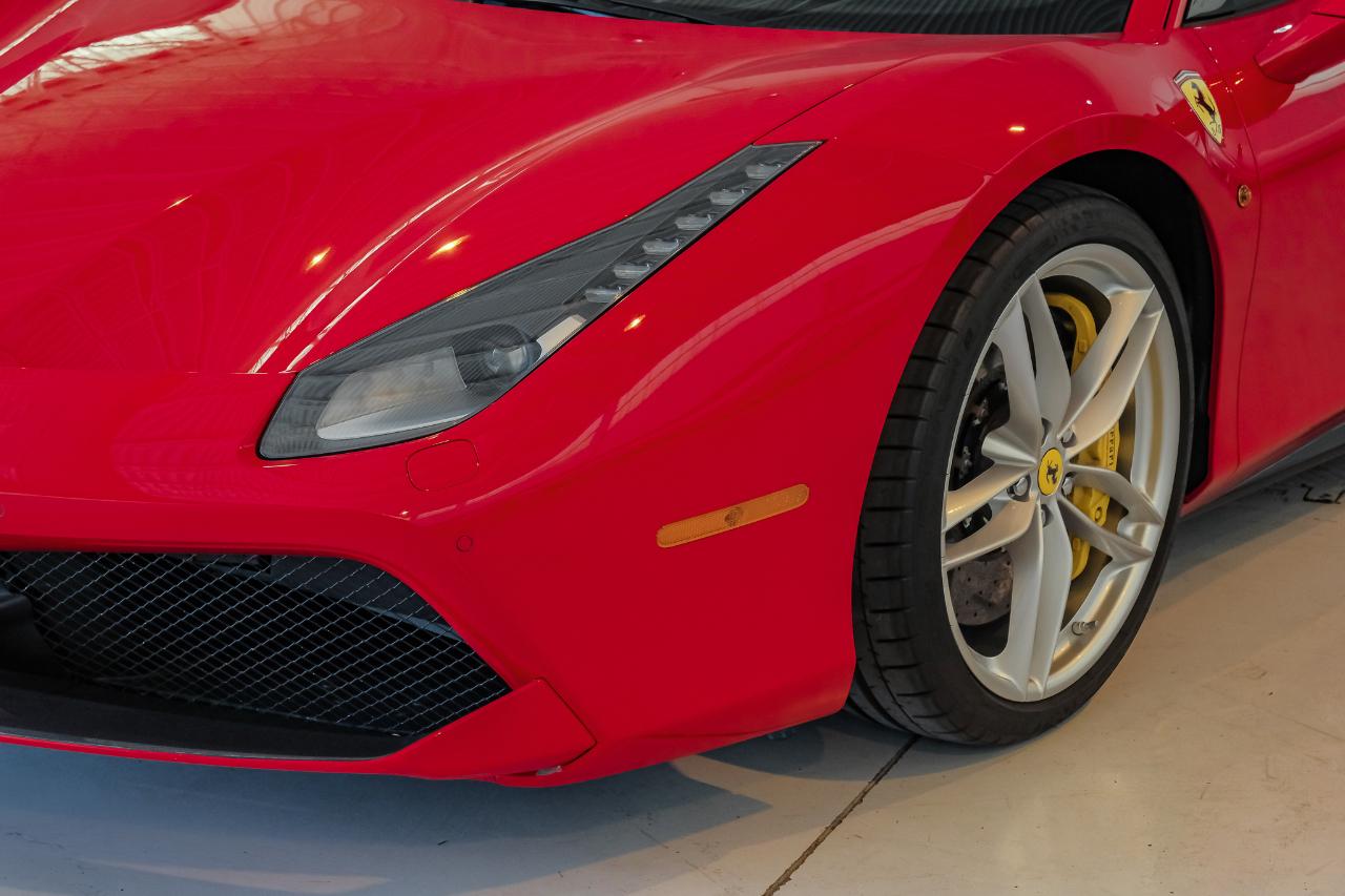 Ferrari 488 photo 48