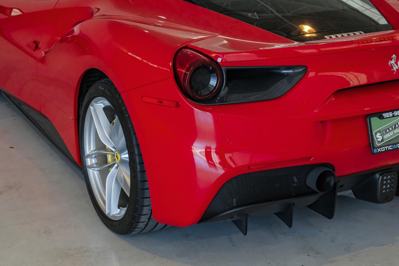 Ferrari 488 photo 49