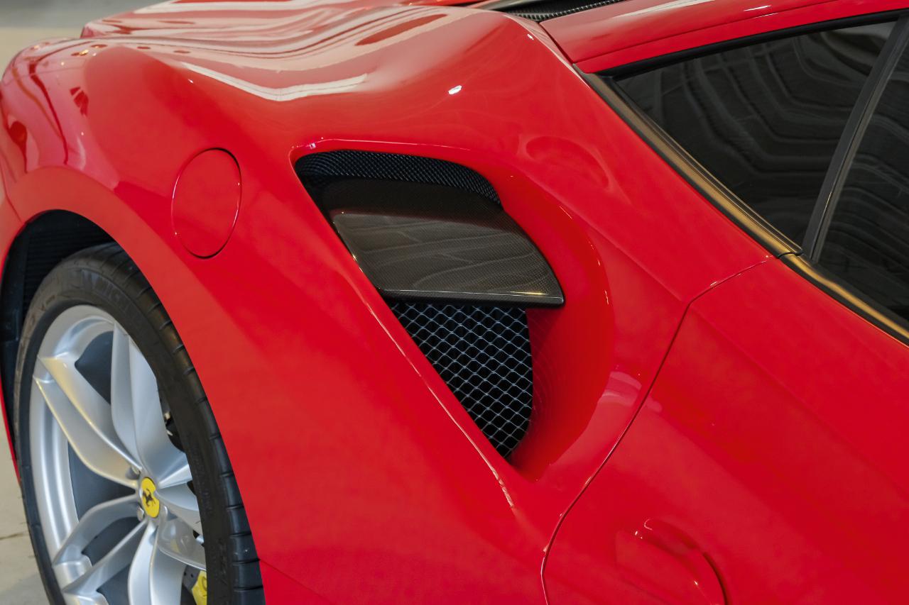Ferrari 488 photo 52
