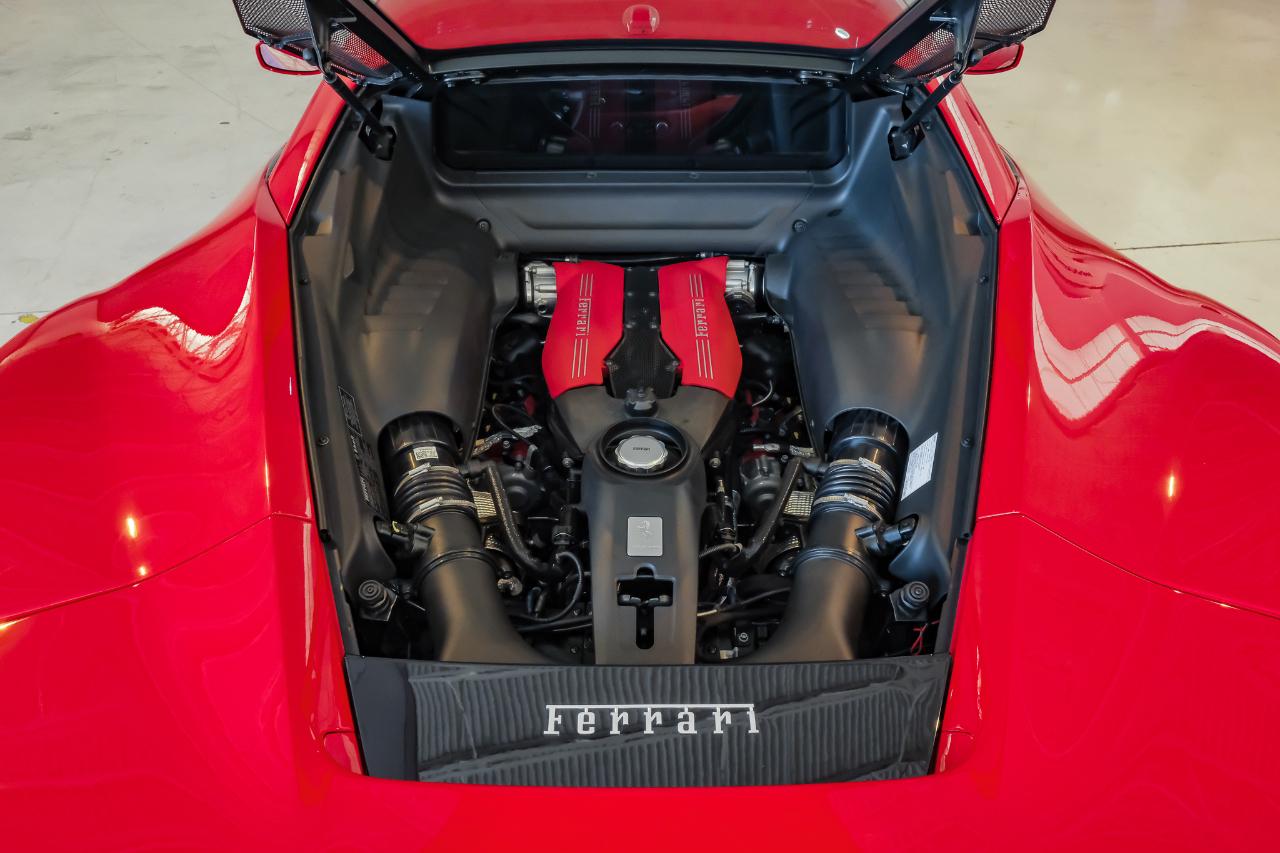 Ferrari 488 photo 57
