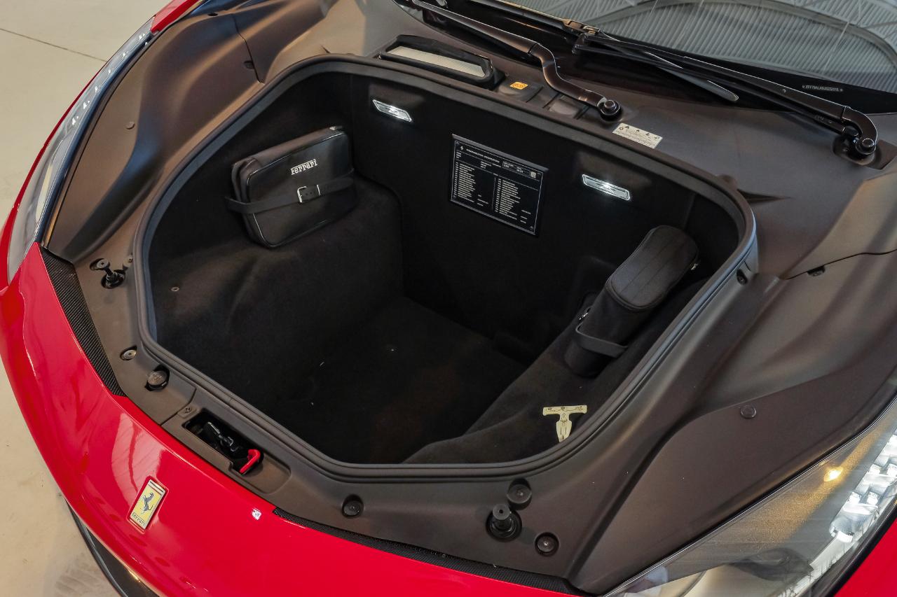 Ferrari 488 photo 61