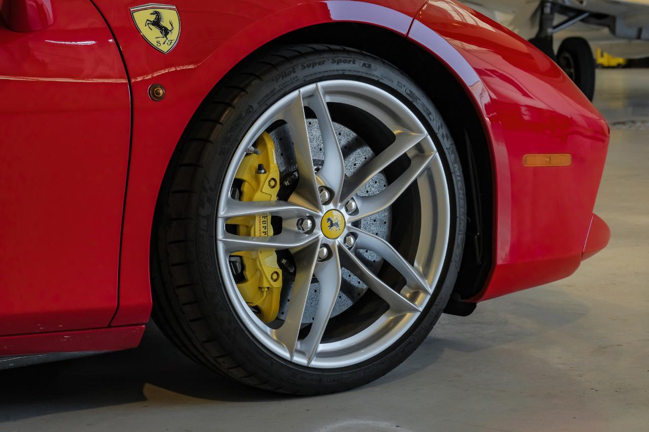 Ferrari 488 photo 66