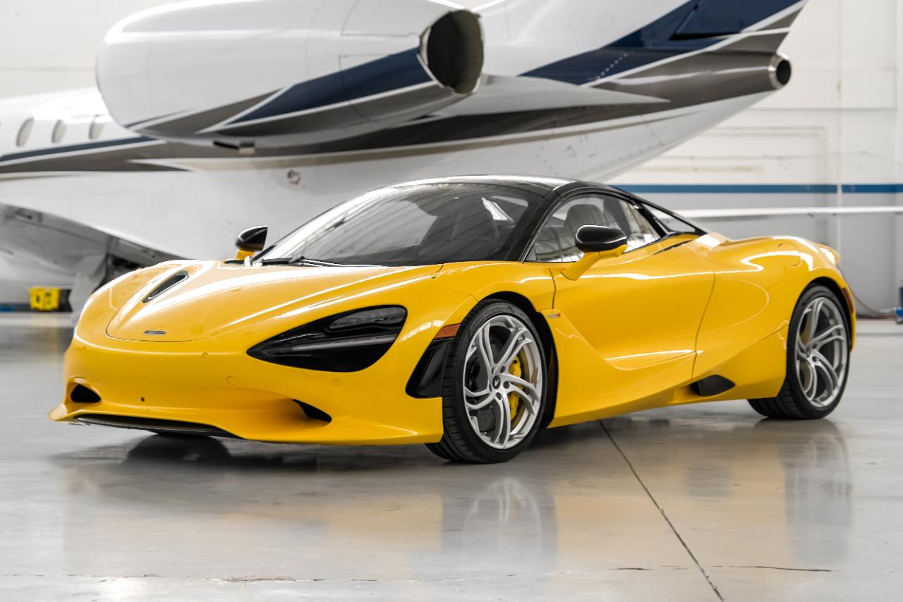 McLaren 750S photo 9