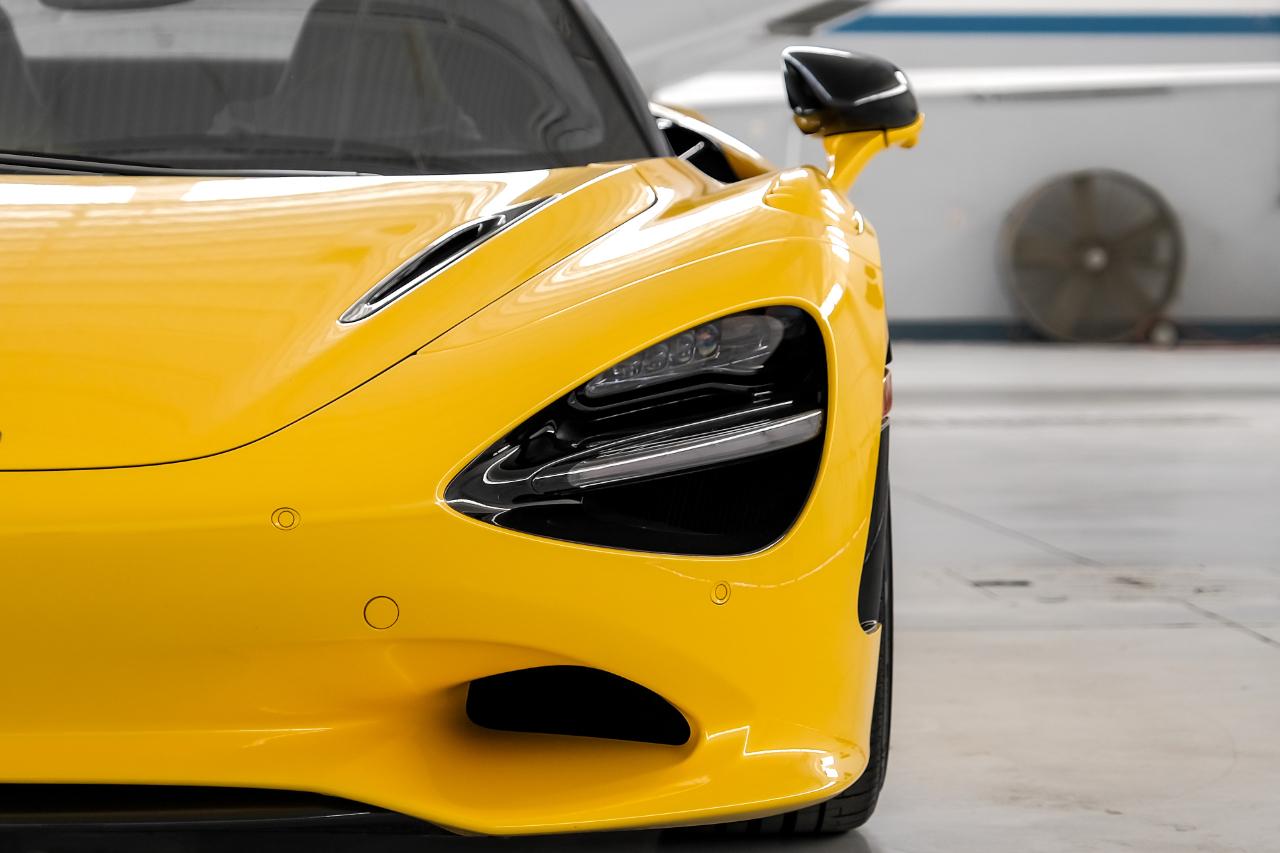 McLaren 750S photo 51