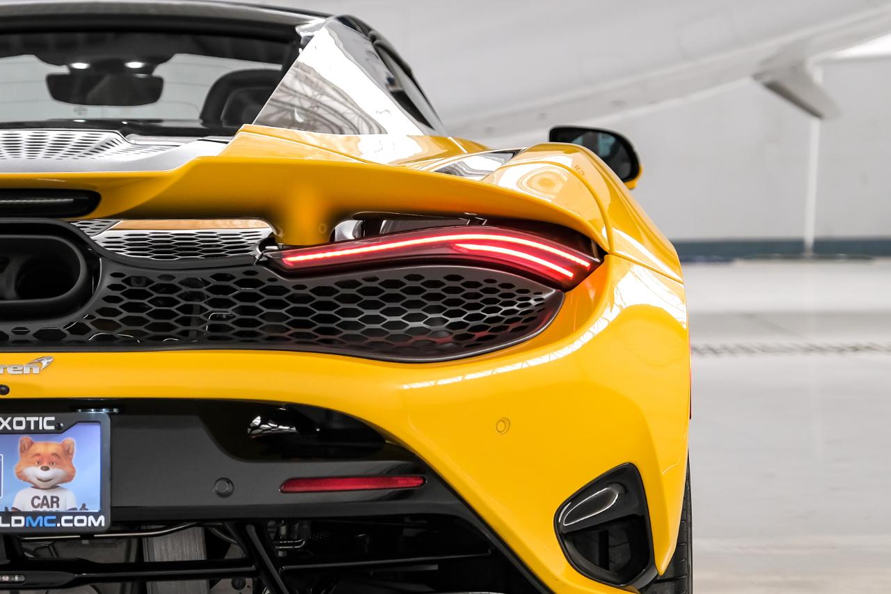 McLaren 750S photo 52