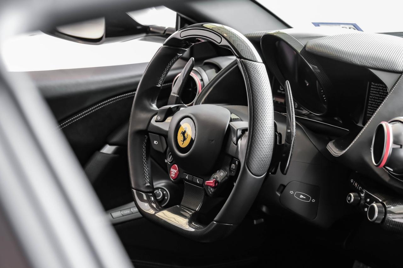 Ferrari 812 photo 20