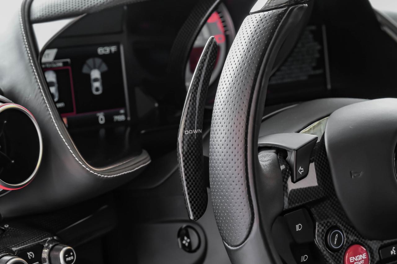 Ferrari 812 photo 22