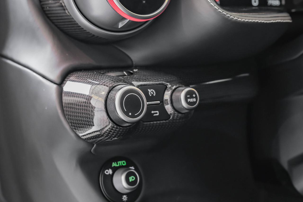 Ferrari 812 photo 41