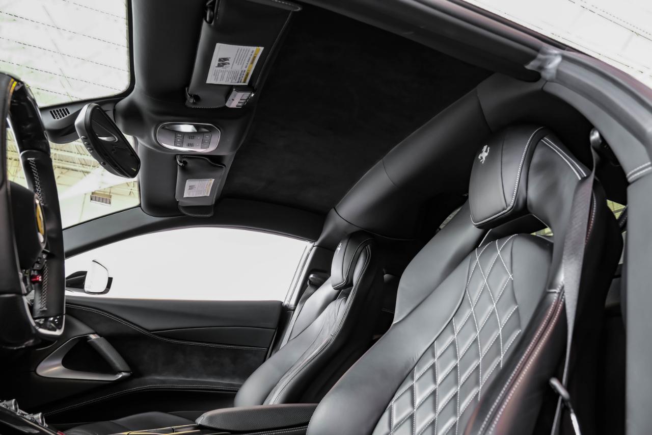 Ferrari 812 photo 52