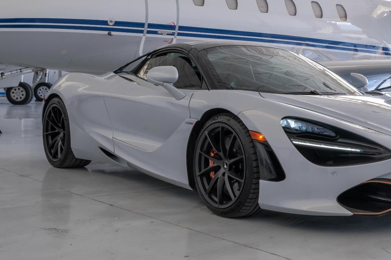McLaren 720S photo 5