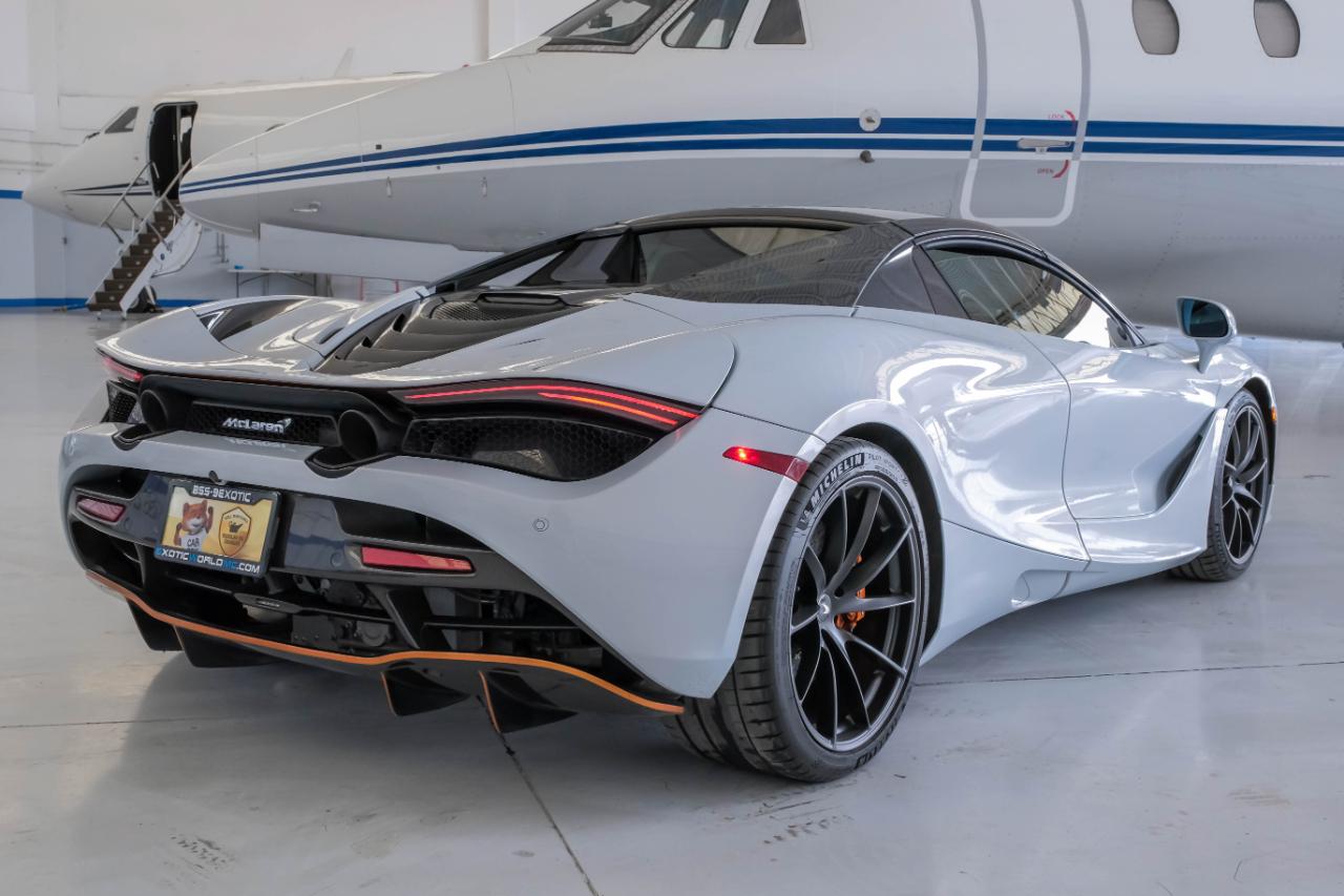 McLaren 720S photo 15