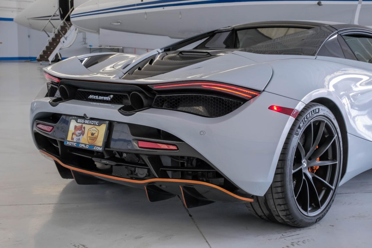 McLaren 720S photo 16
