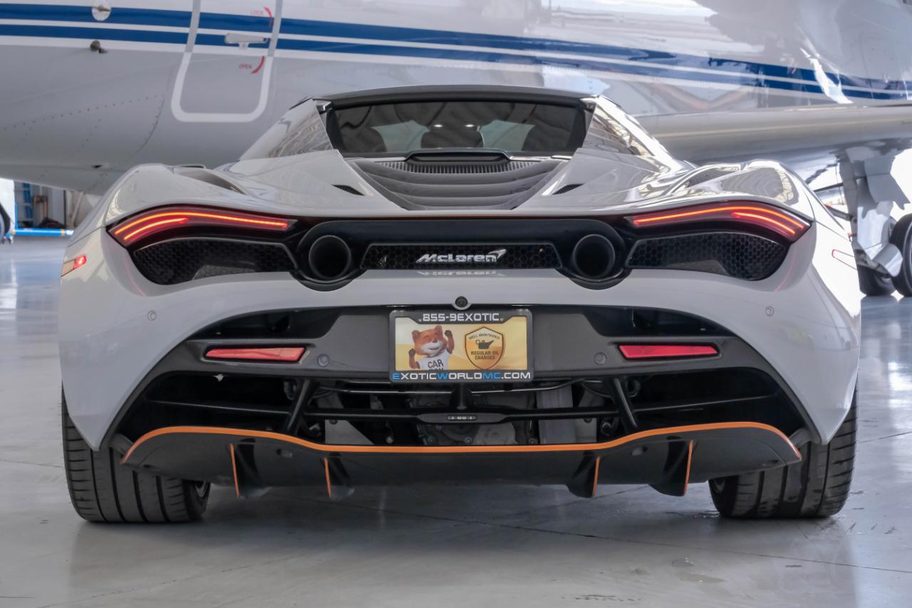 McLaren 720S photo 18