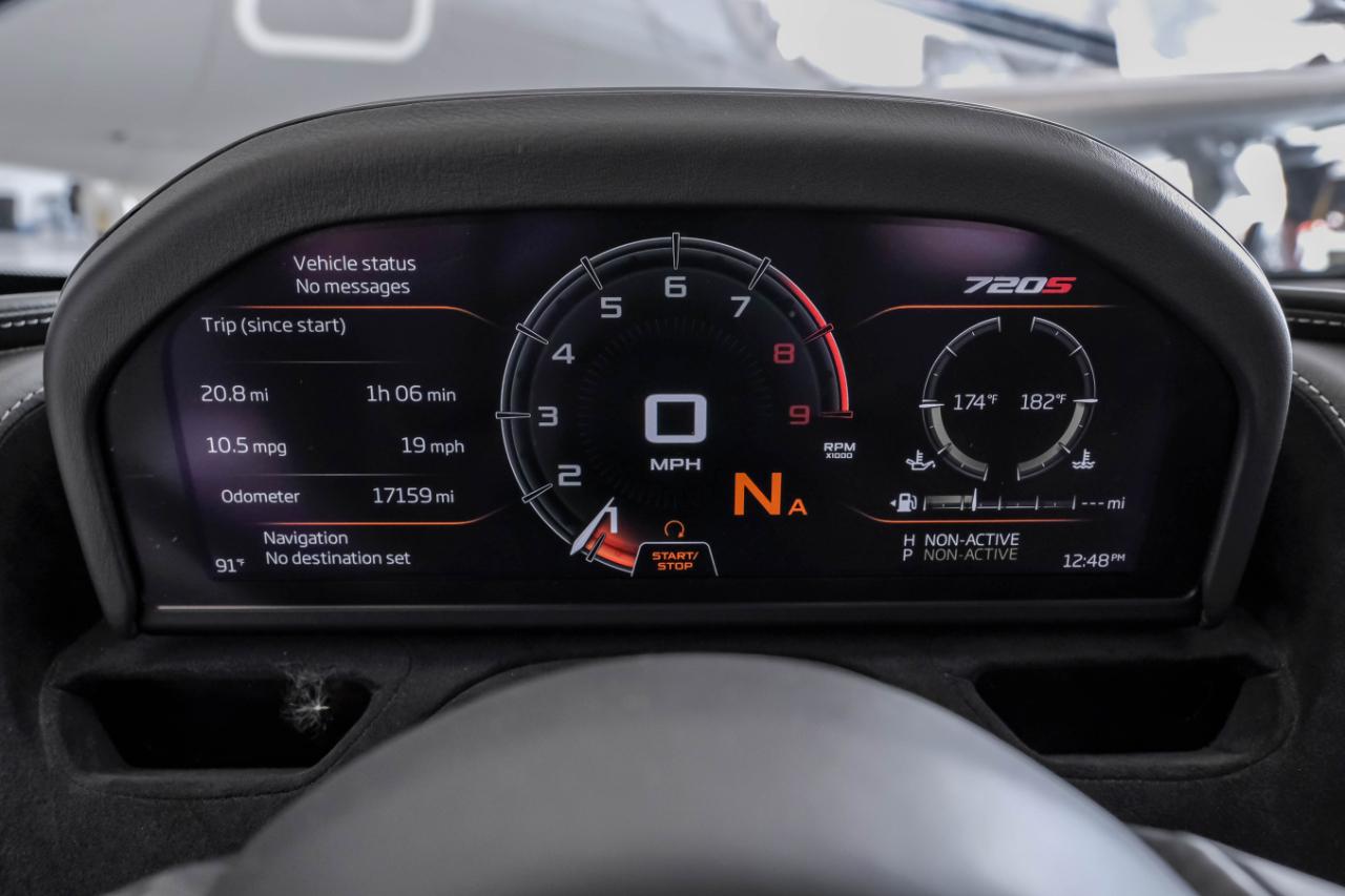 McLaren 720S photo 31