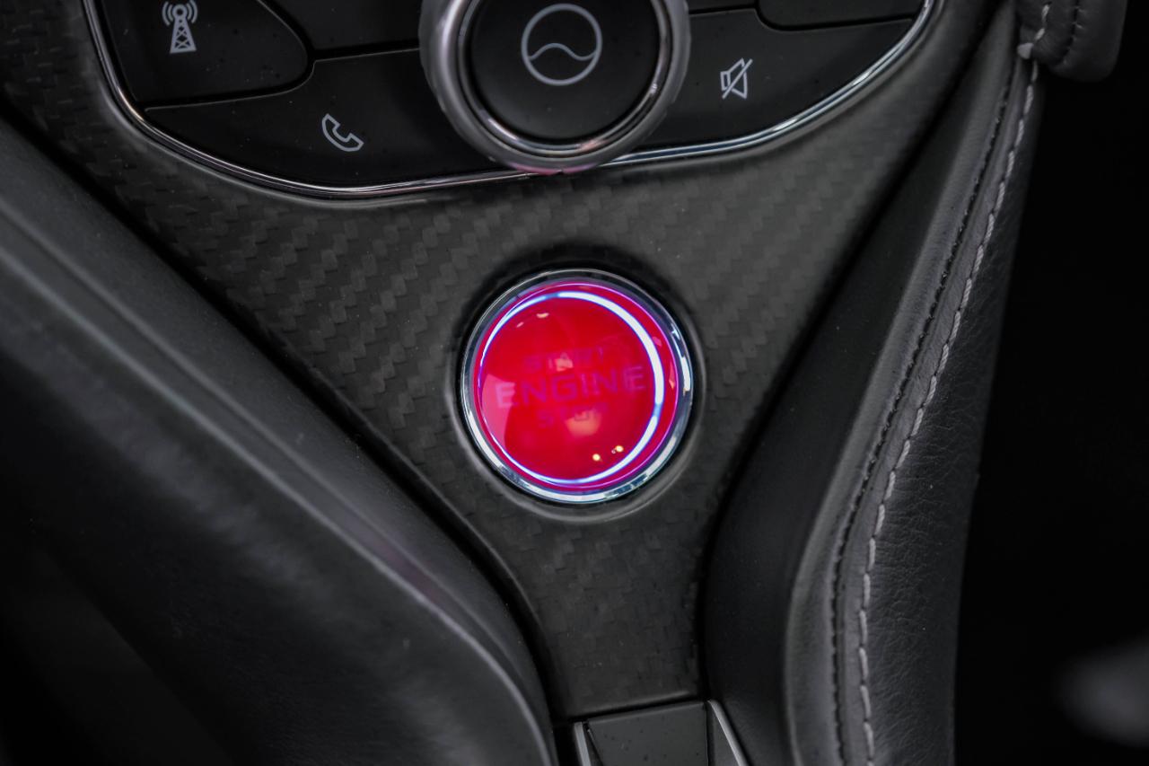 McLaren 720S photo 35
