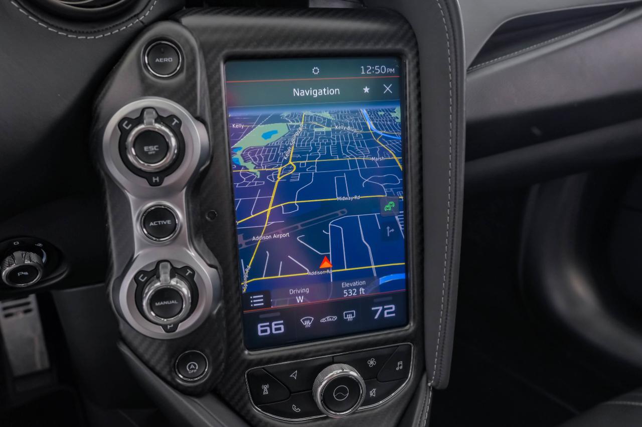 McLaren 720S photo 36