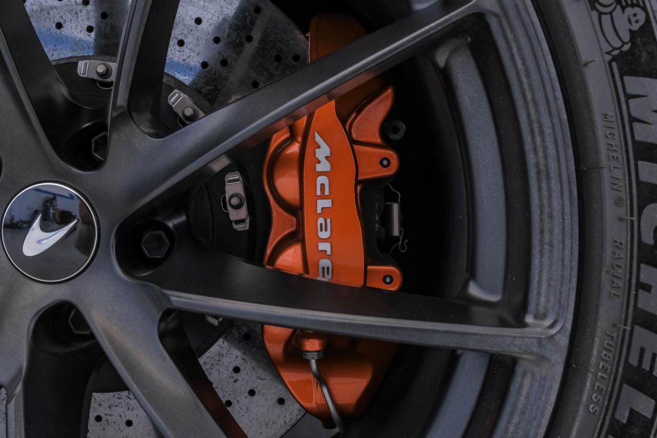 McLaren 720S photo 80