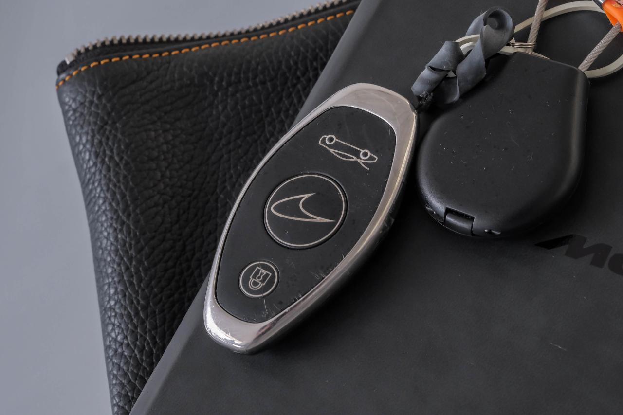 McLaren 720S photo 82