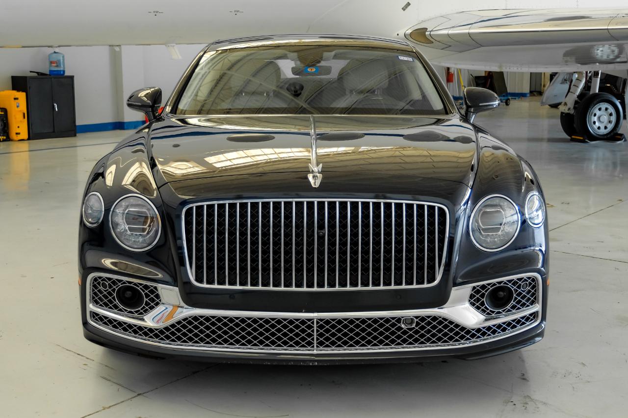 Bentley Flying Spur photo 5